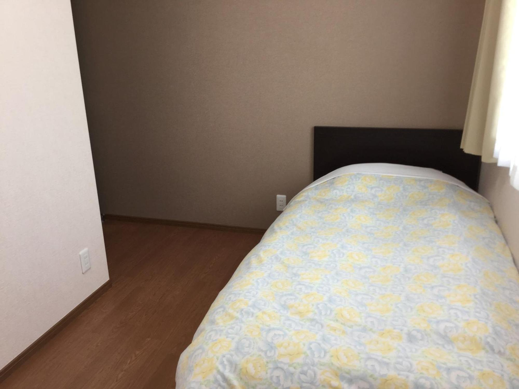 Business Inn Grandeur Fuchu Quarto foto